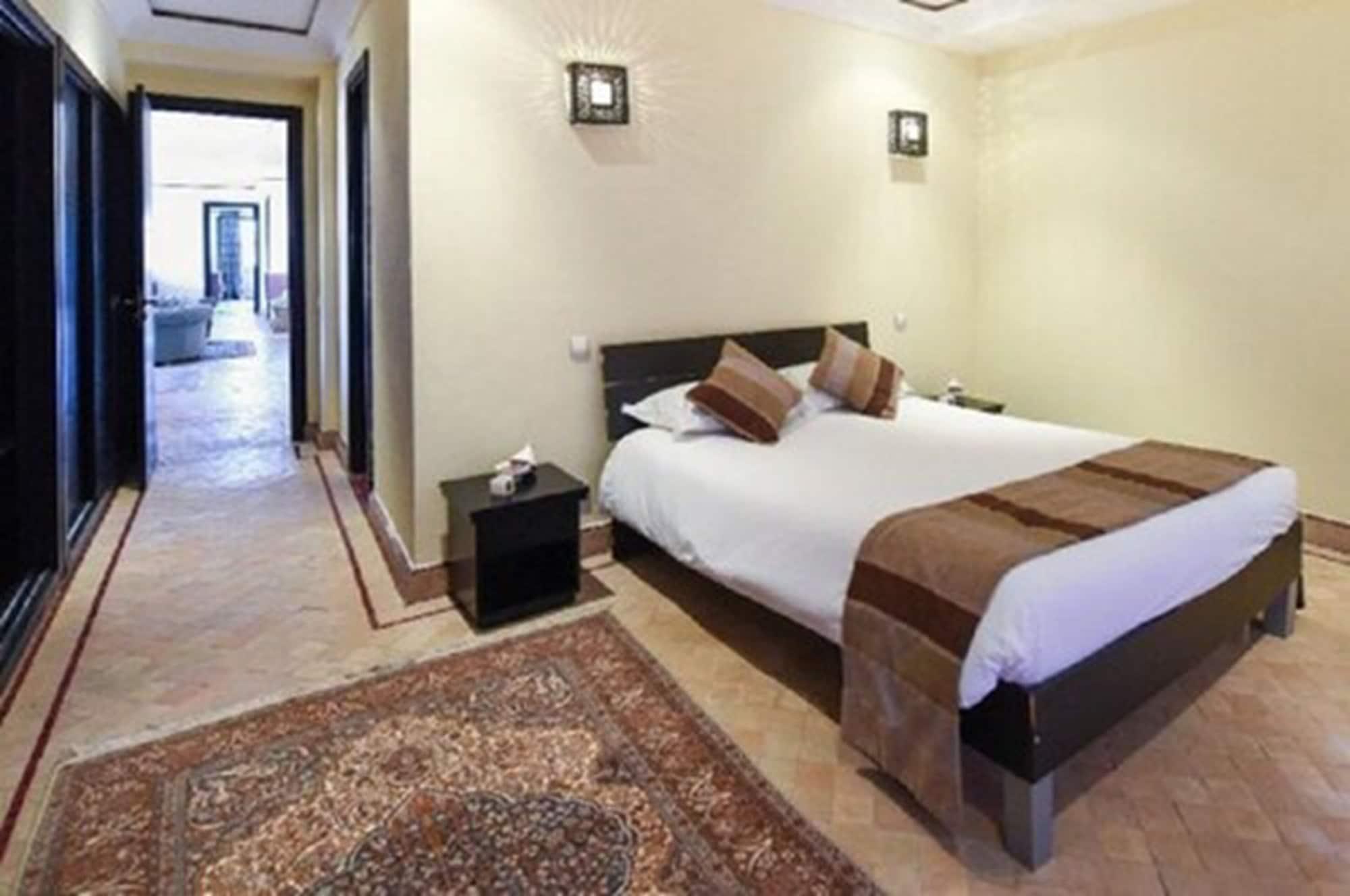 Les Jardins De Zyriab Bed & Breakfast Ait Hamid Ngoại thất bức ảnh