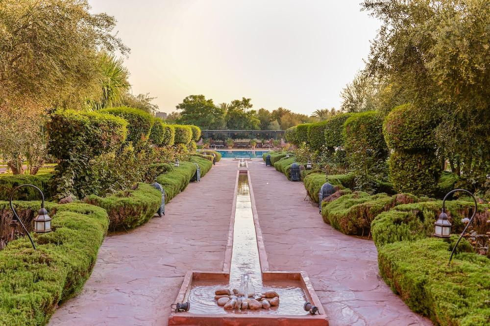 Les Jardins De Zyriab Bed & Breakfast Ait Hamid Ngoại thất bức ảnh
